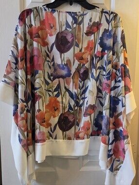 WYNNE LAYERS Watercolor Bloom Draped Poncho Size M